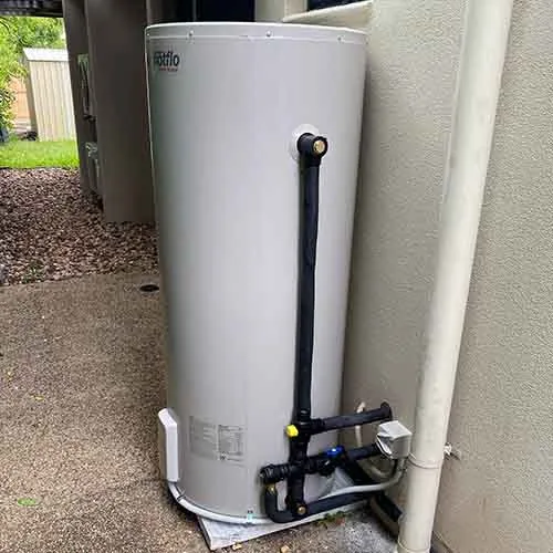 Installed 250 litre Rinnai hot water system